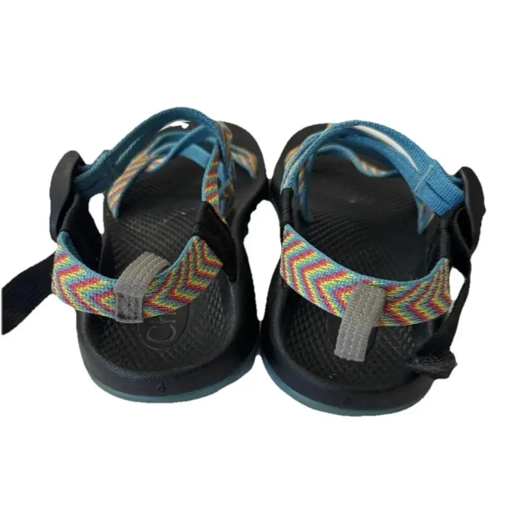 Chaco ZX/2 Yampa Fiesta Rainbow Sandals Girls Size 4 Dual Strap Toe Loop Hiking